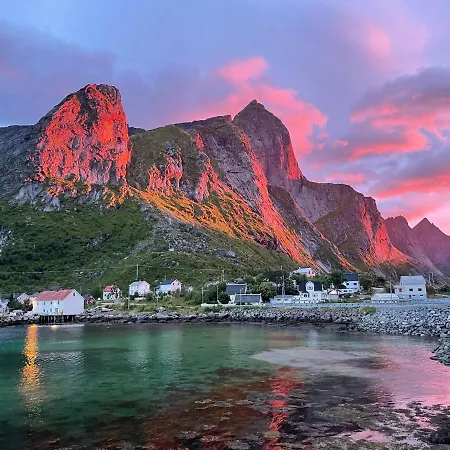 Reinehuset-amazing Place In Reine Moskenes